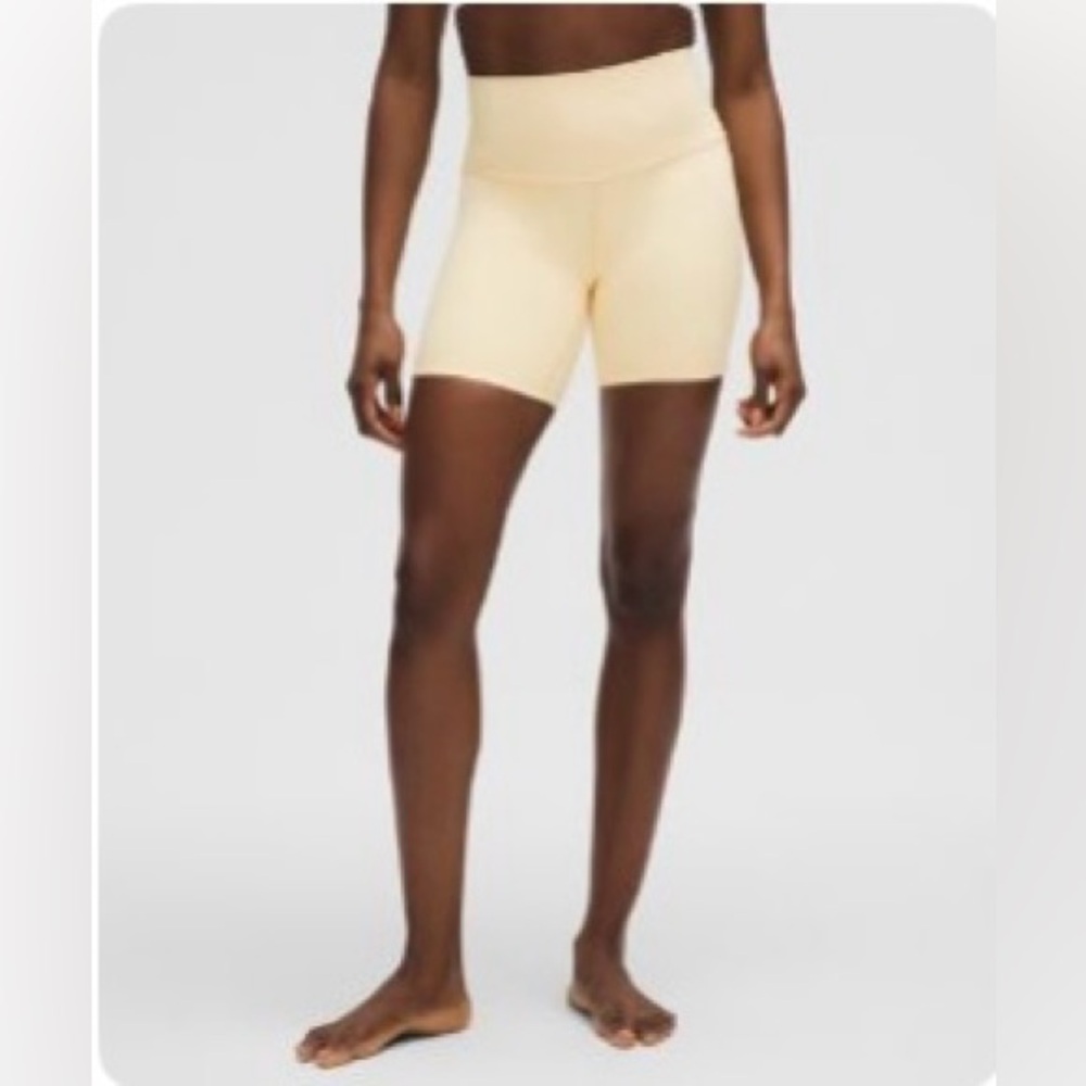 Women's butter cream Shorts